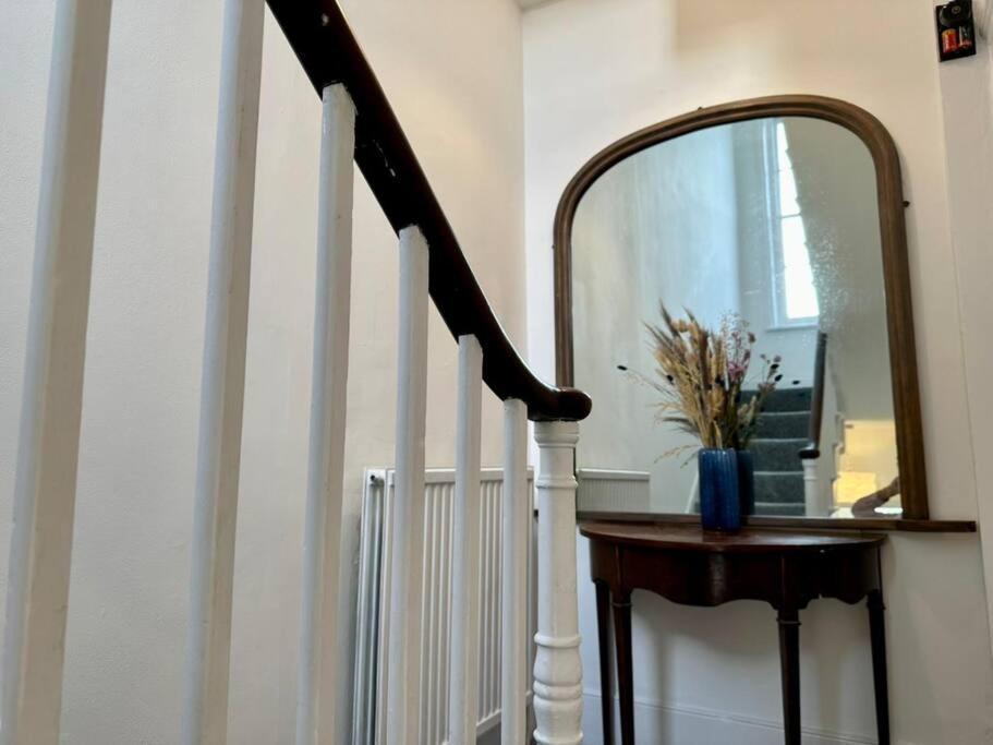 Appartement Chelsea Large 2 Bed 2 Bath Sydney Street Sw3 Londen