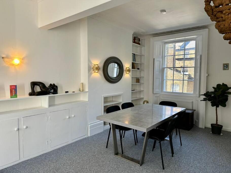 Chelsea Large 2 Bed 2 Bath Sydney Street Sw3 Londen